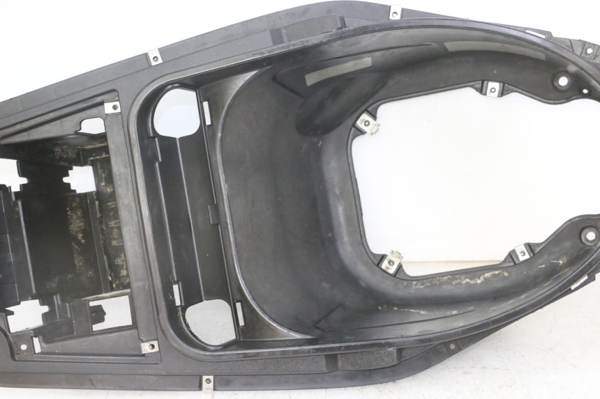 photo de UNDERSEAT STORAGE GILERA RUNNER SL 50 (2006 - 2009)