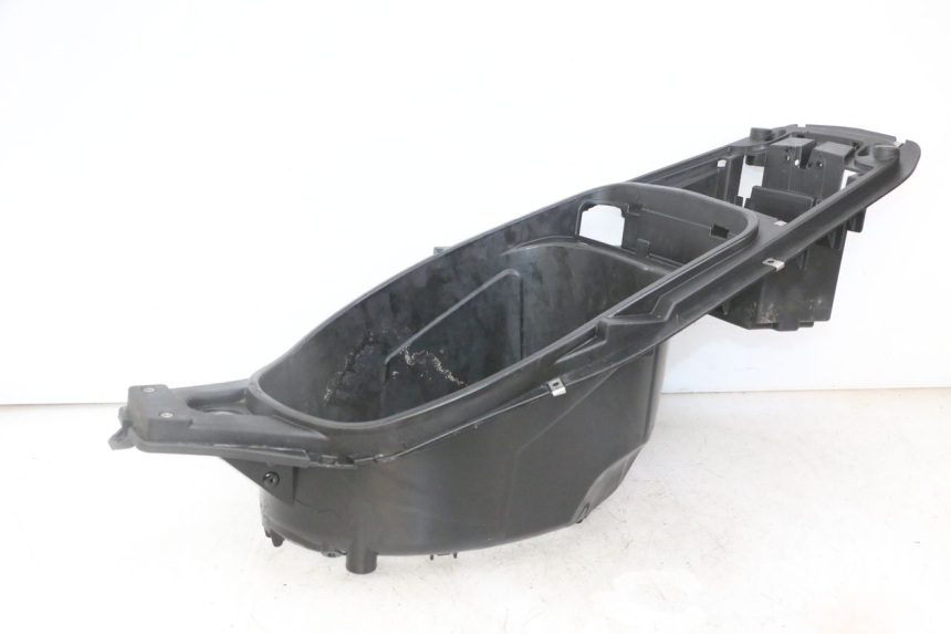 photo de UNDERSEAT STORAGE GILERA RUNNER SL 50 (2006 - 2009)