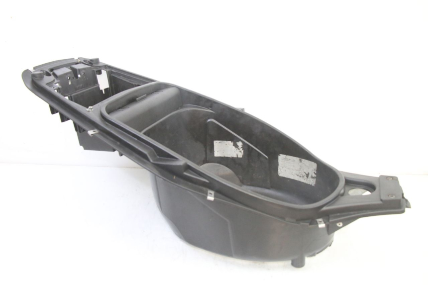 photo de UNDERSEAT STORAGE GILERA RUNNER SP 50 (2006 - 2008)