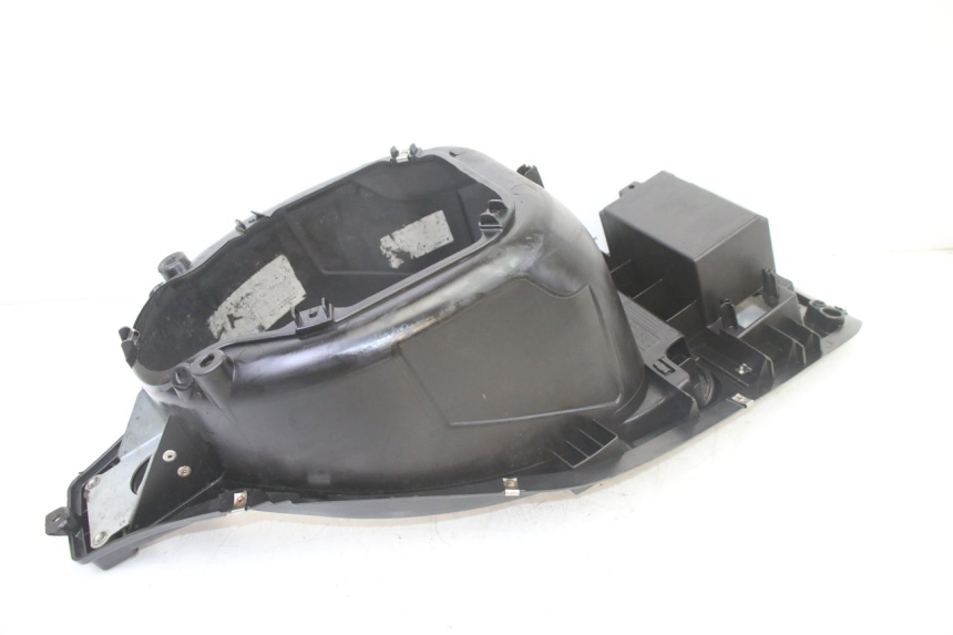 photo de UNDERSEAT STORAGE GILERA RUNNER SP 50 (2006 - 2008)