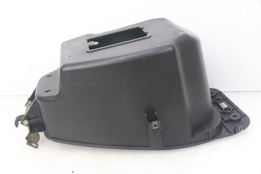 photo de UNDERSEAT STORAGE SACHS FY125T FY T 125 (2007 - 2011)