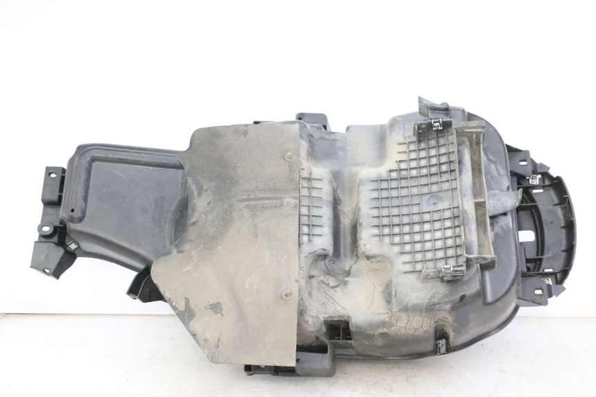 photo de UNDERSEAT STORAGE PEUGEOT SATELIS 250 (2006 - 2012)