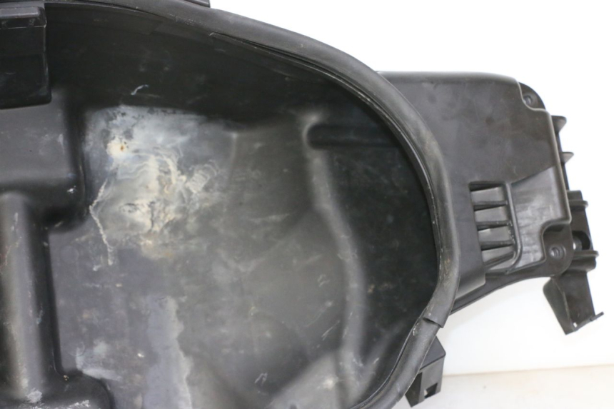 photo de UNDERSEAT STORAGE PEUGEOT SATELIS 250 (2006 - 2012)