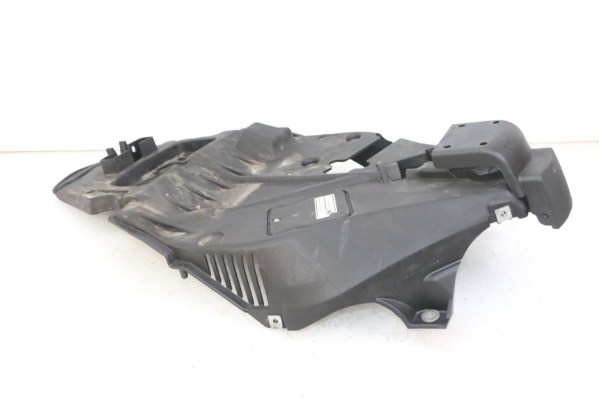 photo de UNDERSEAT STORAGE APRILIA SCARABEO GT TOURING 125 (1999 - 2005)