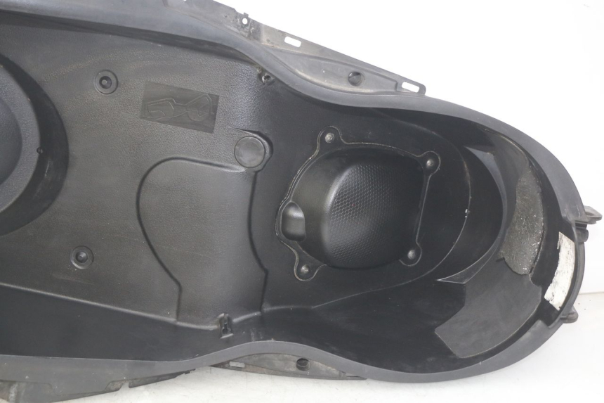 photo de SEAT STORAGE BOX MBK SKYCRUISER 125 (2010 - 2013)