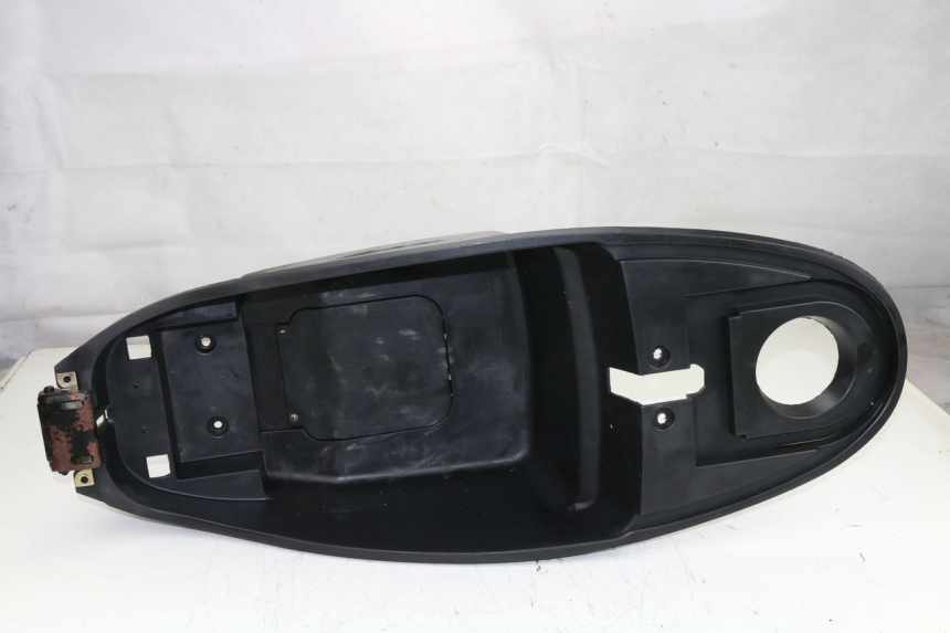 photo de UNDERSEAT STORAGE ZNEN SPEEDER 50 (2012 - 2016)