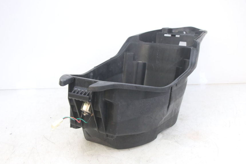 photo de SEAT STORAGE BOX PEUGEOT SPEEDFIGHT 4 4T 50 (2015 - 2019)