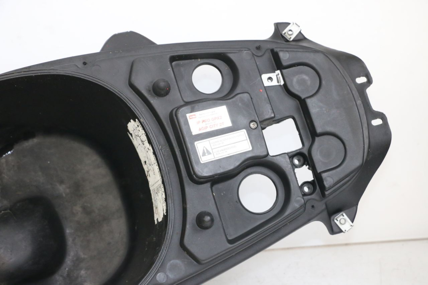 photo de UNDERSEAT STORAGE APRILIA SR CARB LC 2T 50 (2004 - 2012)