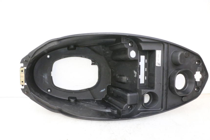 photo de UNDERSEAT STORAGE PEUGEOT STREETZONE I 2T 50 (2018 - 2020)