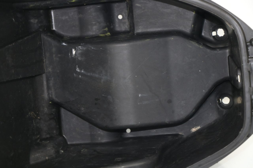 photo de UNDERSEAT STORAGE KYMCO SUPER 8 4T 50 (2018 - 2020)