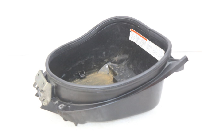 photo de SEAT STORAGE BOX SUZUKI SIXTEEN 125 (2008 - 2010)