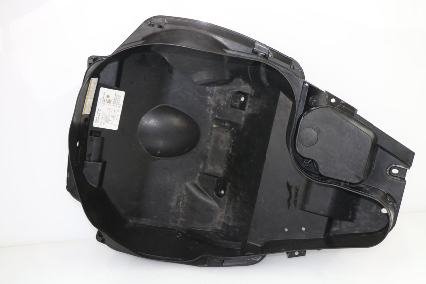 photo de UNDERSEAT STORAGE SUZUKI UH BURGMAN 125 (2002 - 2006)