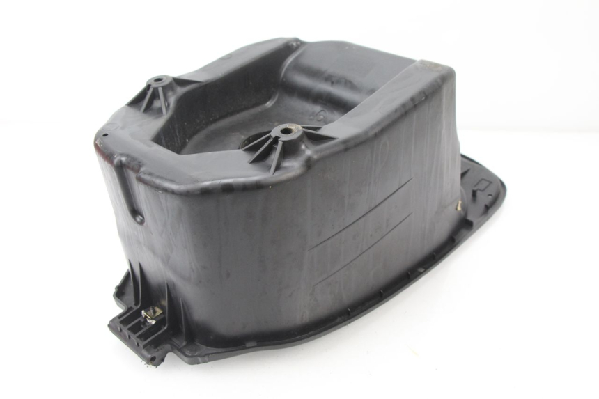 photo de UNDERSEAT STORAGE SYM TONIK 125 (2010 - 2014)