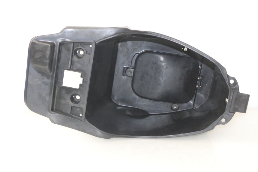 photo de UNDERSEAT STORAGE TNT MOTOR ROMA 10' 2T 50 (2011 - 2018)