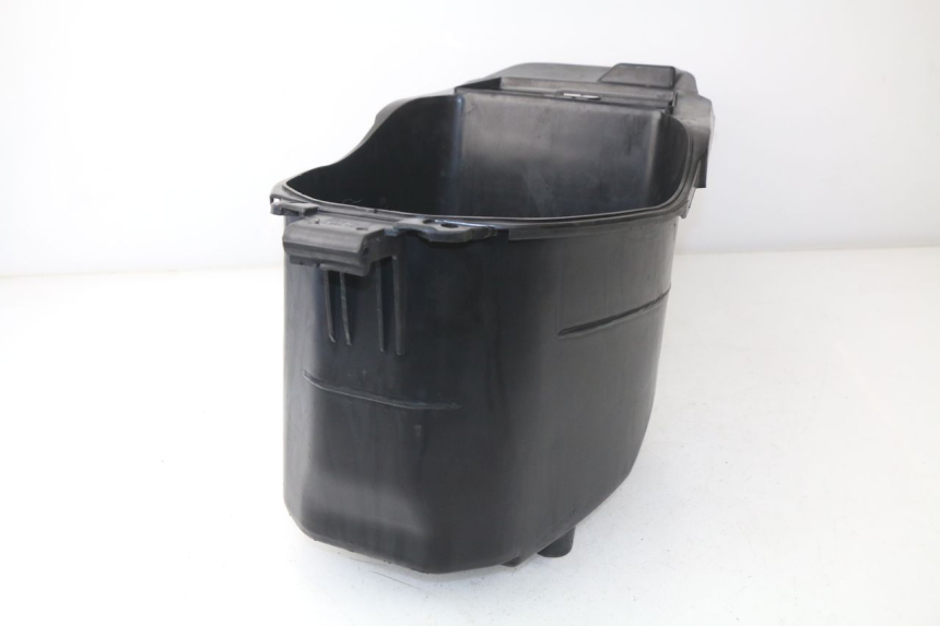 photo de UNDERSEAT STORAGE TNT MOTOR ROMA 10' 2T 50 (2011 - 2018)