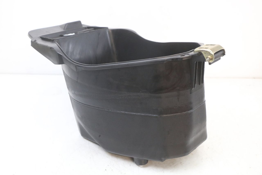 photo de UNDERSEAT STORAGE TNT MOTOR ROMA 10' 2T 50 (2011 - 2018)