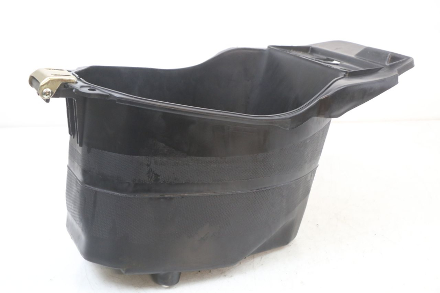 photo de UNDERSEAT STORAGE TNT MOTOR ROMA 10' 2T 50 (2011 - 2018)