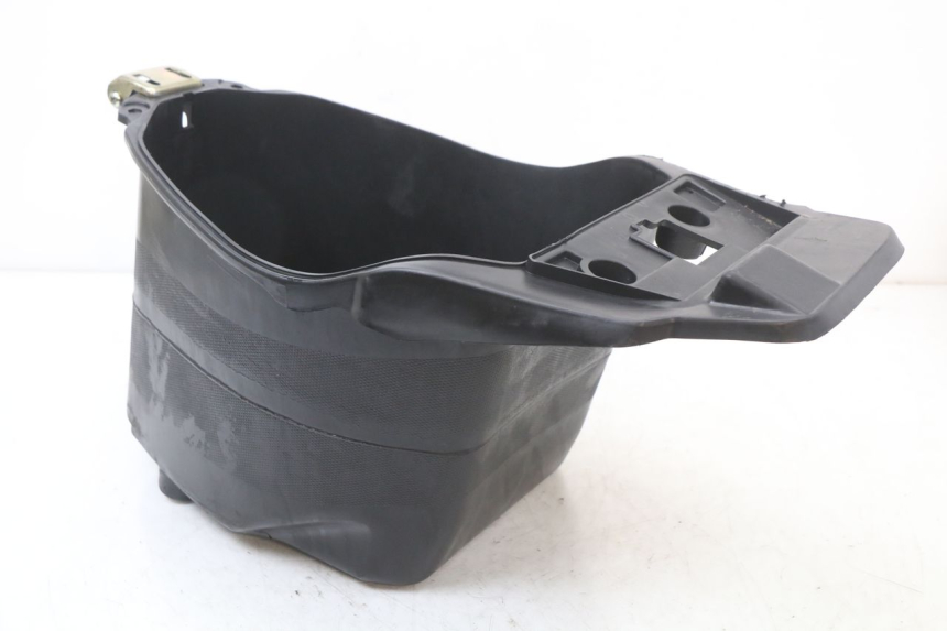 photo de UNDERSEAT STORAGE TNT MOTOR ROMA 10' 2T 50 (2011 - 2018)