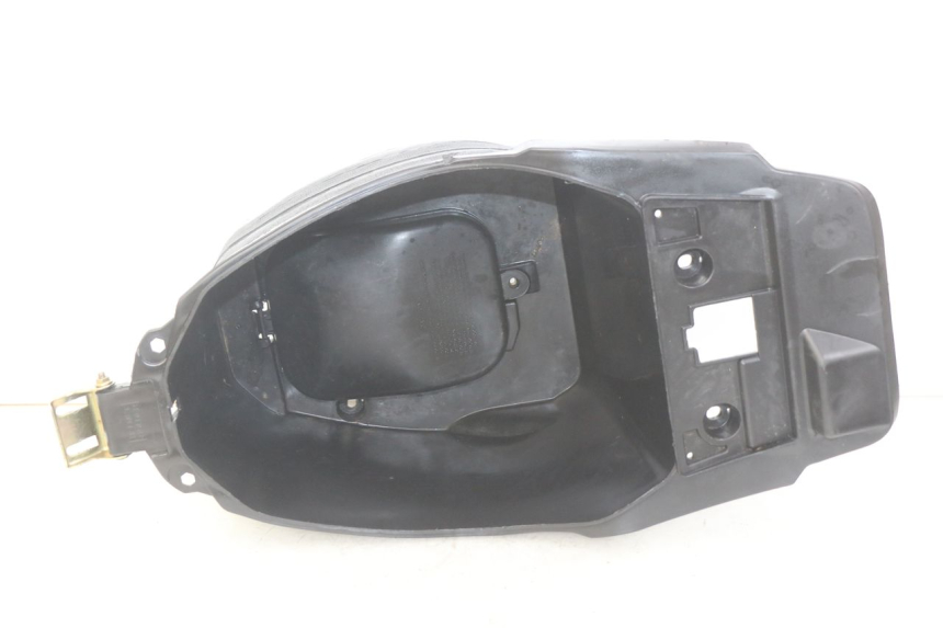 photo de SEAT STORAGE BOX TNT MOTOR ROMA 10' 4T 50 (2019 - 2022)