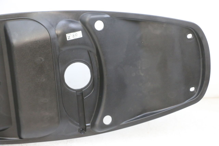 photo de UNDERSEAT STORAGE PEUGEOT TWEET PRO EFI 4T 50 (2021 - 2022)