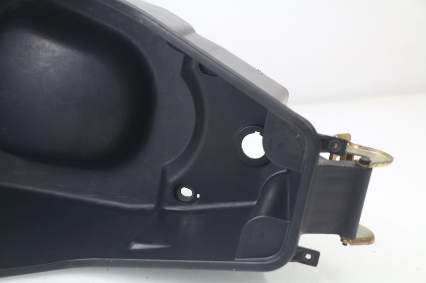photo de UNDERSEAT STORAGE PEUGEOT VIVACITY 125 (2010 - 2017)