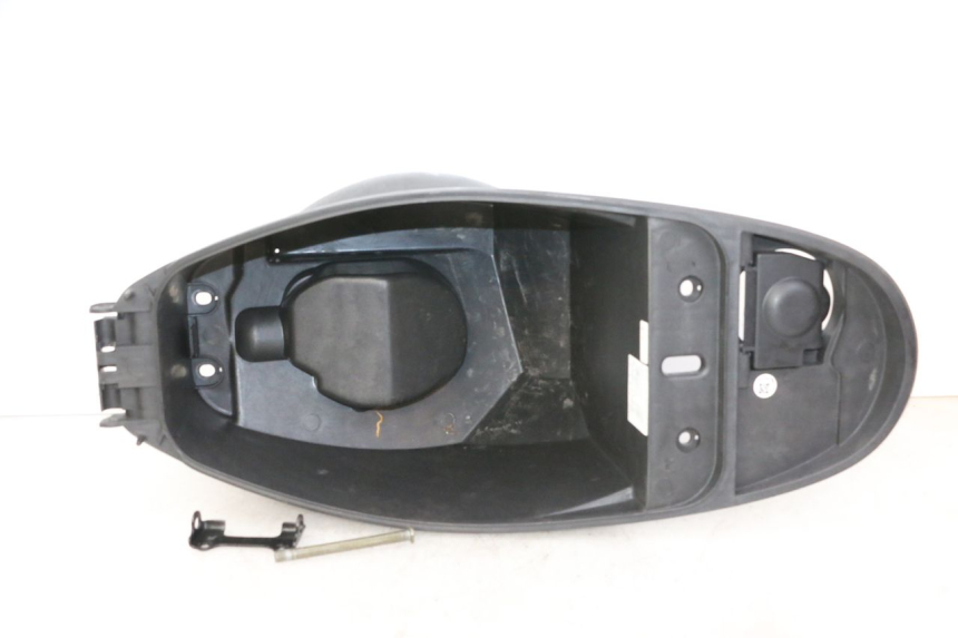 photo de UNDERSEAT STORAGE MBK WAAP 125 (2008 - 2013)