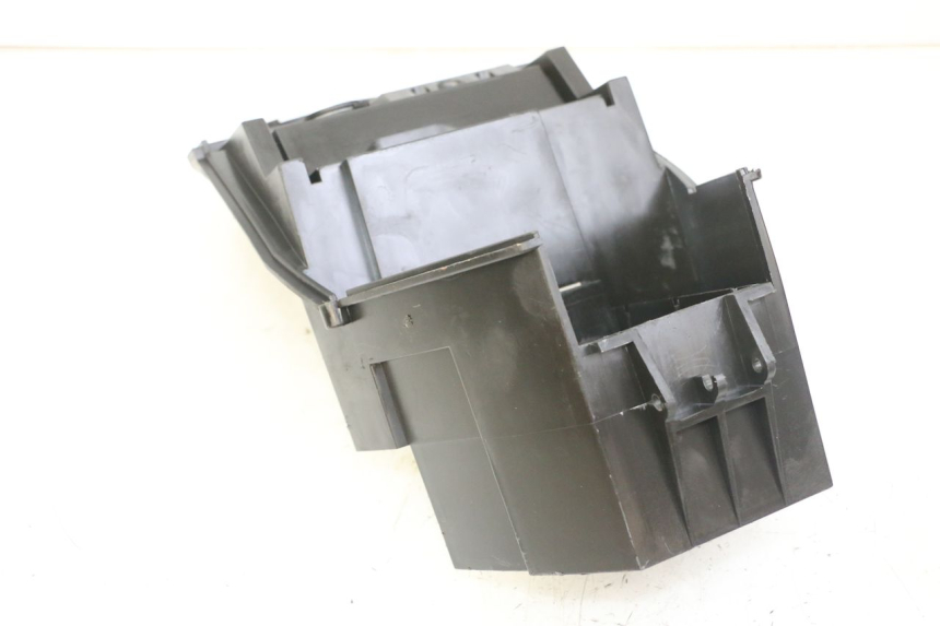 photo de UNDERSEAT STORAGE YAMAHA WHY 50 (1998 - 2000)