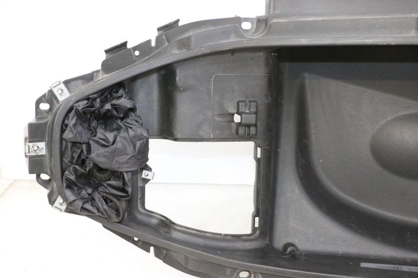 photo de UNDERSEAT STORAGE PIAGGIO X9 EVOLUTION 125 (2003 - 2007)
