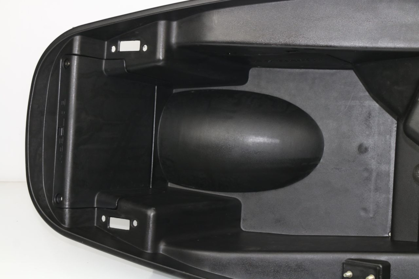 photo de UNDERSEAT STORAGE KYMCO XCITING 500 (2004 - 2006)