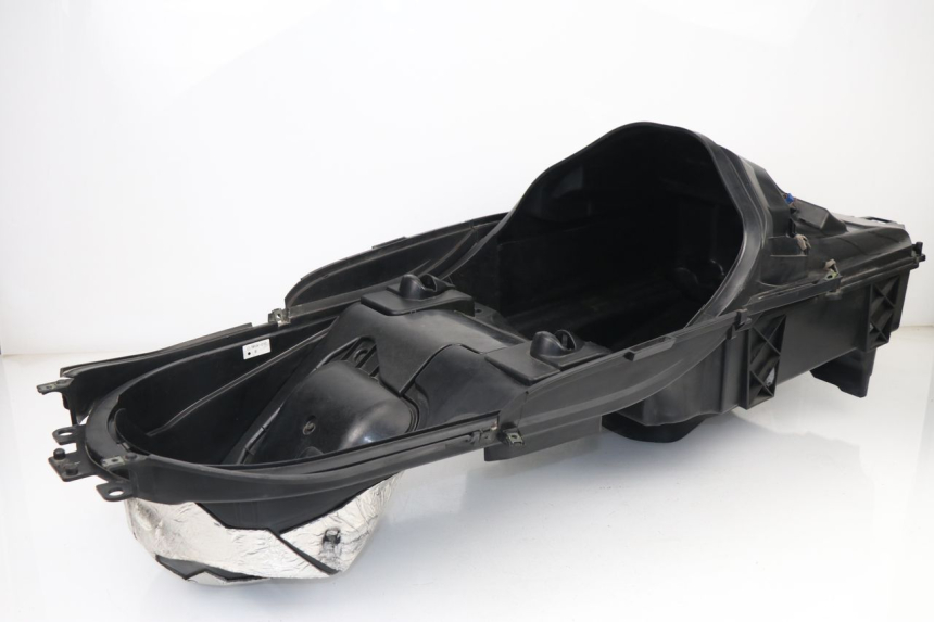 photo de UNDERSEAT STORAGE YAMAHA YP MAJESTY 400 (2004 - 2008)