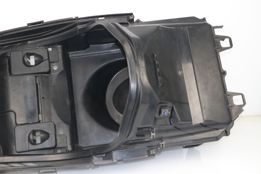 photo de UNDERSEAT STORAGE YAMAHA YP MAJESTY 400 (2004 - 2008)