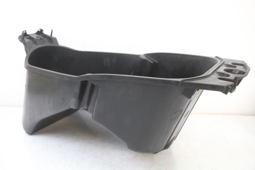 photo de UNDERSEAT STORAGE YAMAHA YP MAJESTY 125 (2002 - 2006)