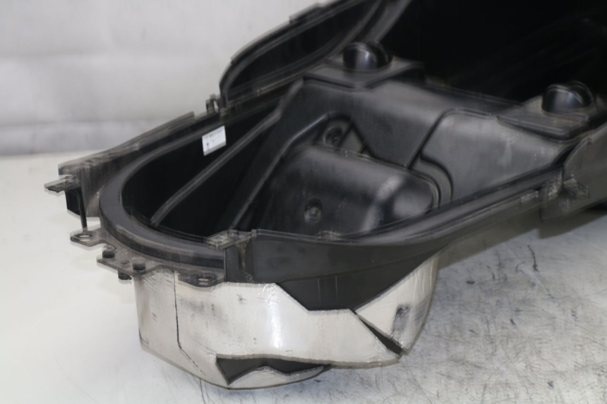 photo de UNDERSEAT STORAGE YAMAHA YP MAJESTY ABS 400 (2007 - 2009)