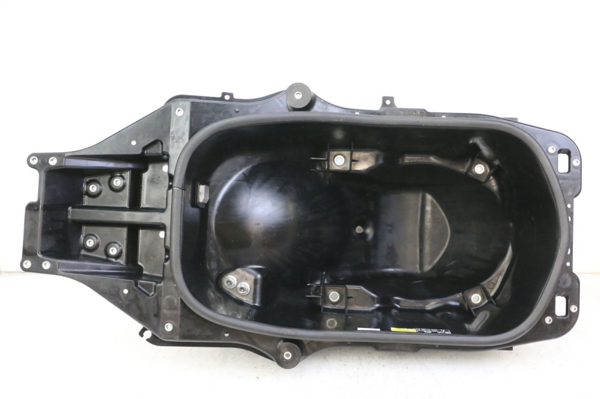 photo de UNDERSEAT STORAGE YAMAHA YP T-MAX TMAX 530 (2017 - 2020)