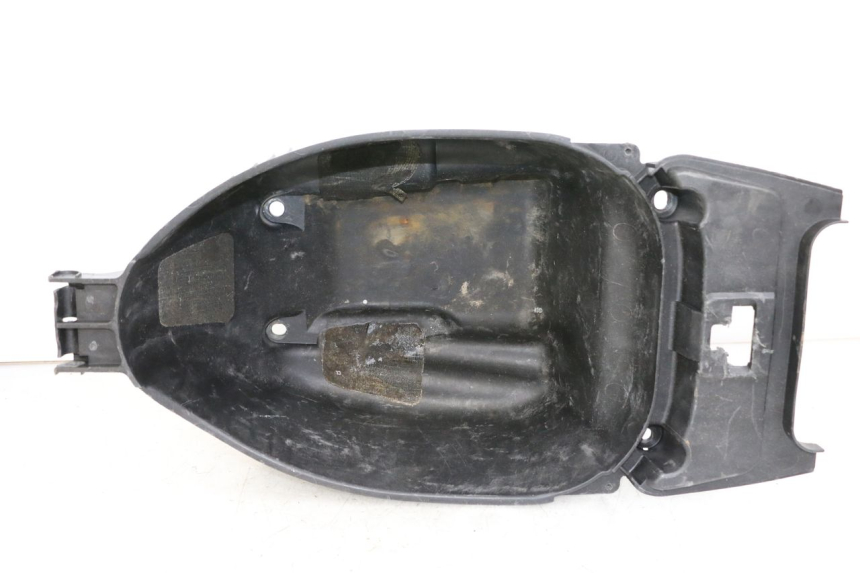 photo de UNDERSEAT STORAGE YAMAHA YE ZEST 50 (1992 - 1998)