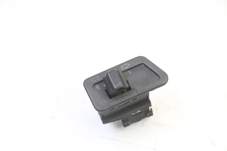 photo de TURN SIGNAL SWITCH TNT MOTOR BOSTON 4T 50 (2018 - 2025)