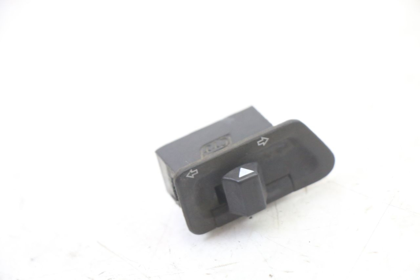 photo de TURN SIGNAL SWITCH SYM FIDDLE 3 III 125 (2014 - 2020)