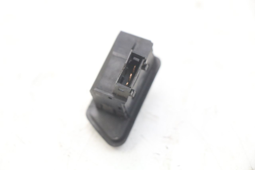 photo de TURN SIGNAL SWITCH HONDA FES PANTHEON 2T 125 (1998 - 2002)