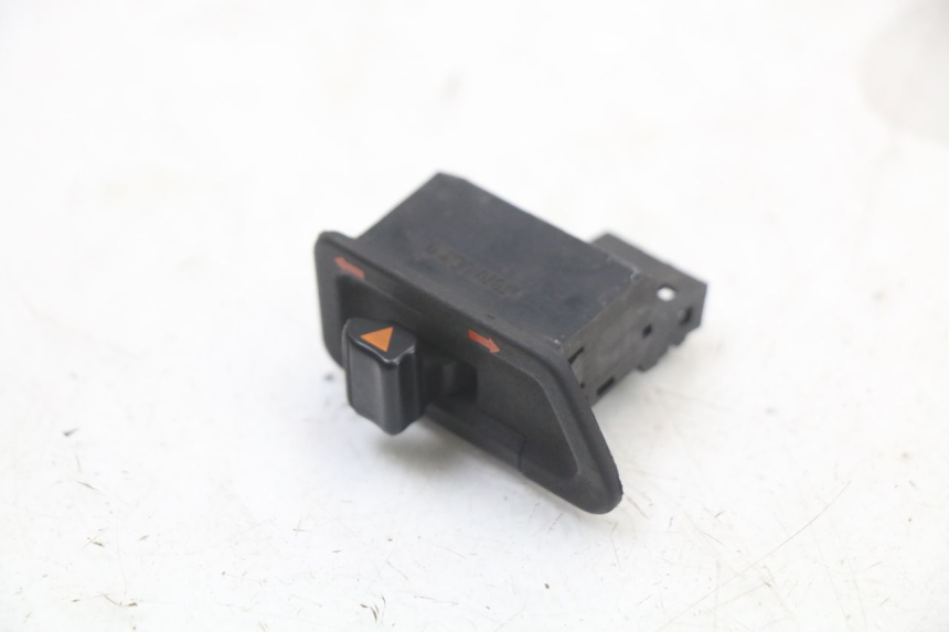 photo de TURN SIGNAL SWITCH HONDA NES AROBASE 125 (2000 - 2003)