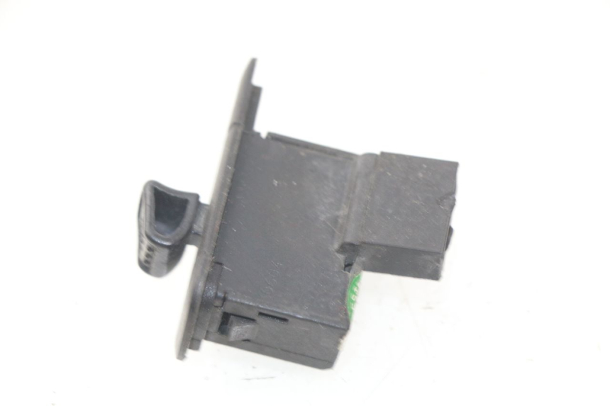 photo de TURN SIGNAL SWITCH PIAGGIO LIBERTY 4T 50 (2004 - 2008)