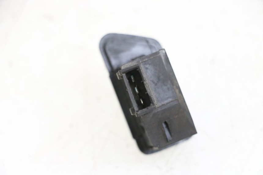 photo de TURN SIGNAL SWITCH KYMCO LIKE 125 (2009 - 2016) - Zoom on usage condition