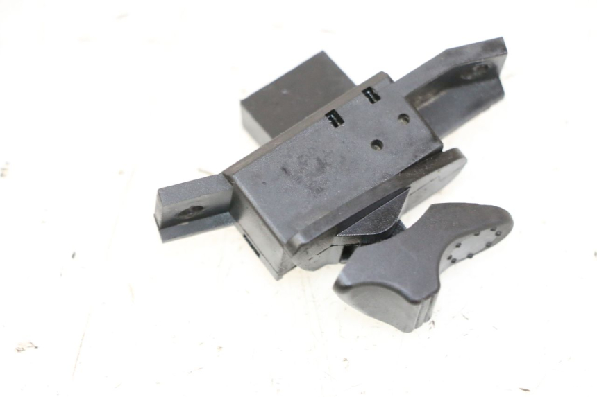 photo de TURN SIGNAL SWITCH PIAGGIO LXV 4T 50 (2009 - 2013)