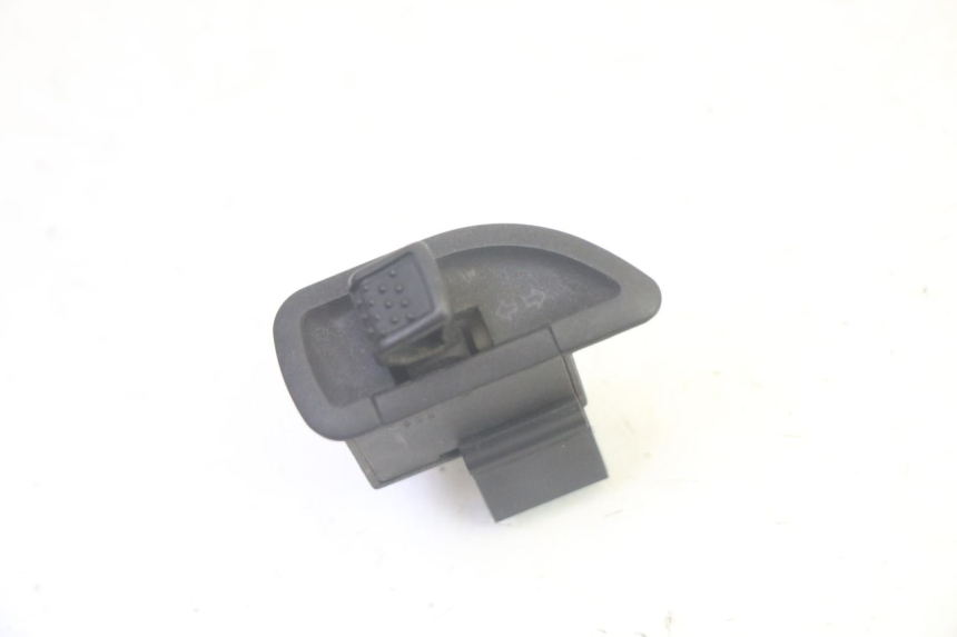 photo de TURN SIGNAL SWITCH PIAGGIO MP3 LT 400 (2007 - 2012) - Main view