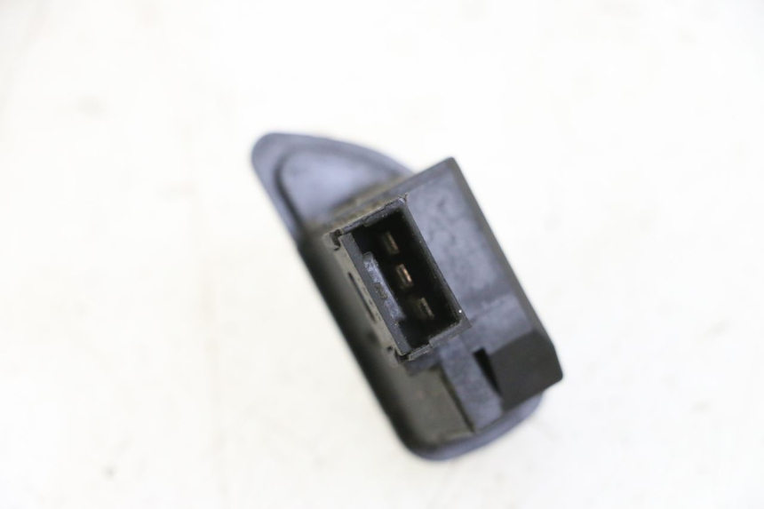 photo de TURN SIGNAL SWITCH PIAGGIO MP3 500 (2014 - 2016)