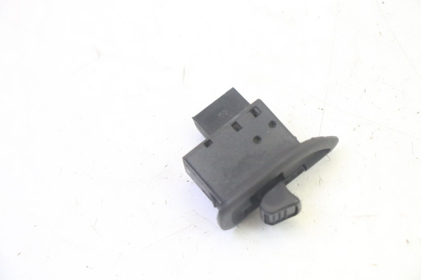 photo de TURN SIGNAL SWITCH PIAGGIO MP3 125 (2006 - 2014)