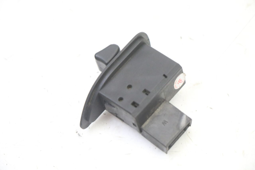 photo de TURN SIGNAL SWITCH PIAGGIO NEW TYPHOON 50 (2018 - 2021)