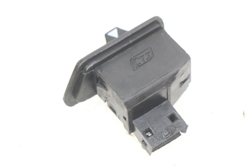 photo de TURN SIGNAL SWITCH SYM ORBIT III 3 4T 50 (2021 - 2025)