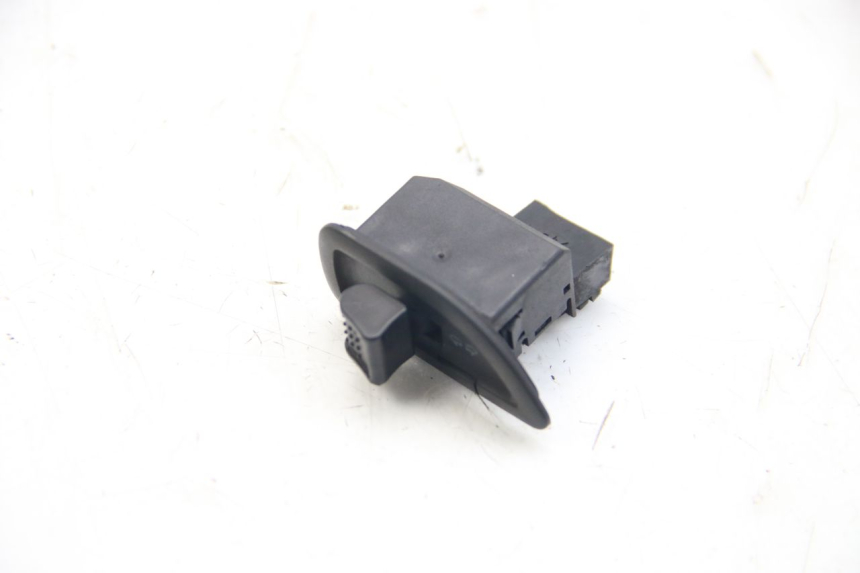 photo de TURN SIGNAL SWITCH PIAGGIO BEVERLY 125 (2010 - 2015)