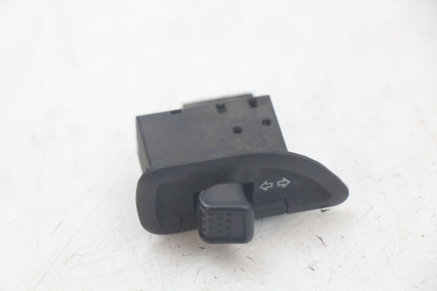 photo de TURN SIGNAL SWITCH PIAGGIO LIBERTY 125 (2009 - 2013)