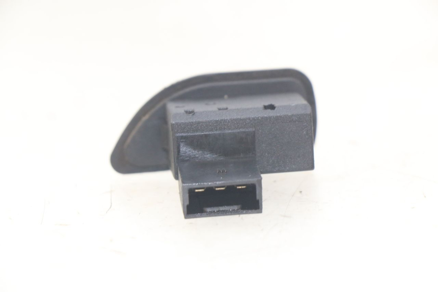 photo de TURN SIGNAL SWITCH PIAGGIO LIBERTY 4T 50 (2004 - 2008)
